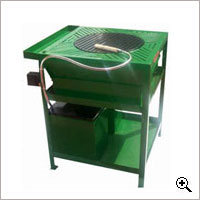 images/tractor/tool_board_small_one.jpg